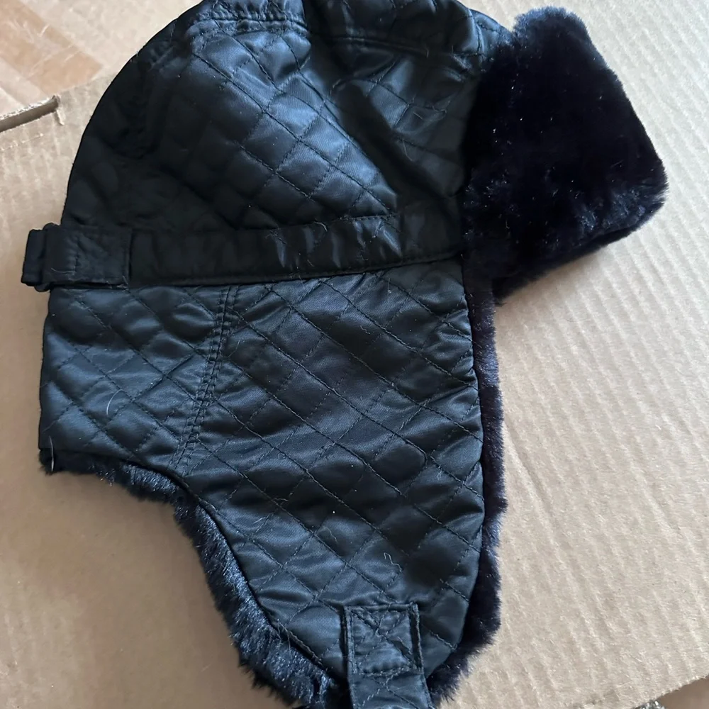 Black Faux Fur Ear Flap Winter Hat unisex